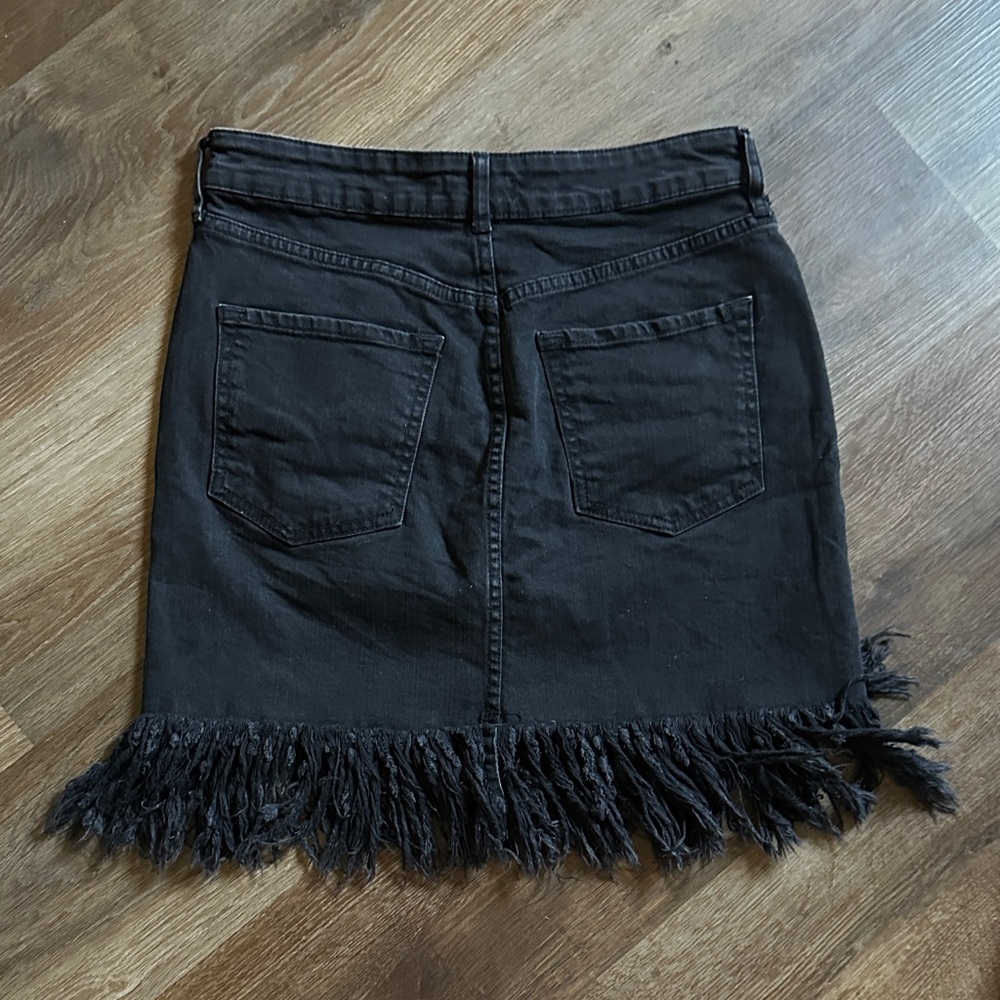 River Island Black Denim Skirt with Fringe - Picture 2 of 4